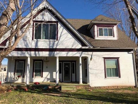 101 E Vine St, Dover, OK 73734 photo 2