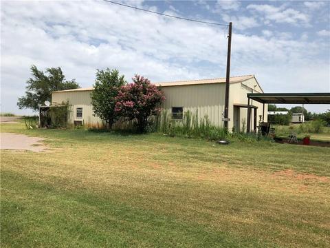 19324 E 1130 Rd, Sayre, OK 73662 photo 2