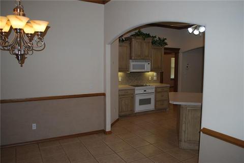 3105 Birch, Moore, OK 73170 photo 7