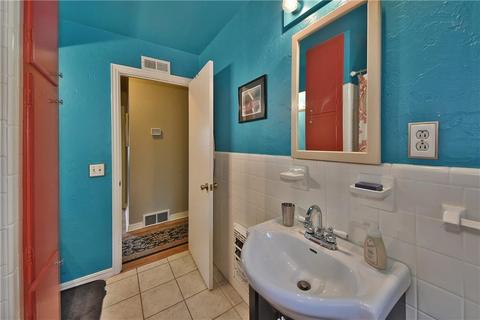 220 E 3rd St, Edmond, OK 73034 photo 27