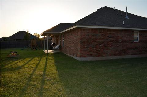 620 Sally Ct, Moore, OK 73160 photo 29