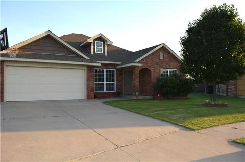 620 Sally Ct, Moore, OK 73160 photo 1