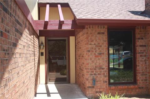 301 E Platt, Yukon, OK 73099 photo 2