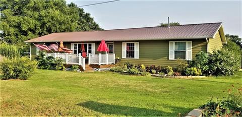 408 E 2nd St, Hydro, OK 73048 photo 1