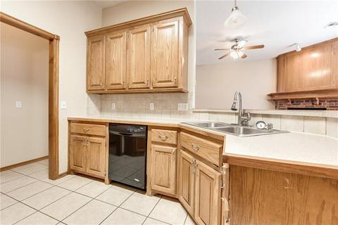 501 Allison Ln, Moore, OK 73160 photo 9
