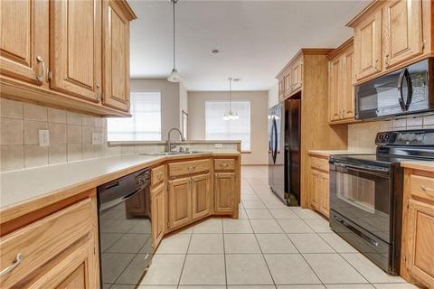501 Allison Ln, Moore, OK 73160 photo 5