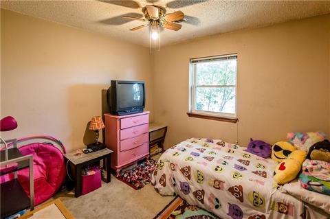 423 E Roh, Thomas, OK 73669 photo 6
