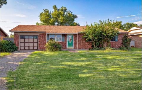 423 E Roh, Thomas, OK 73669 photo 1