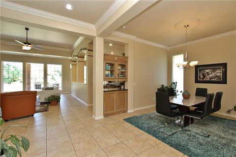 216 E Ponderosa Dr, Tuttle, OK 73089 photo 5