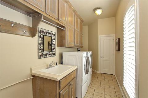 216 E Ponderosa Dr, Tuttle, OK 73089 photo 29