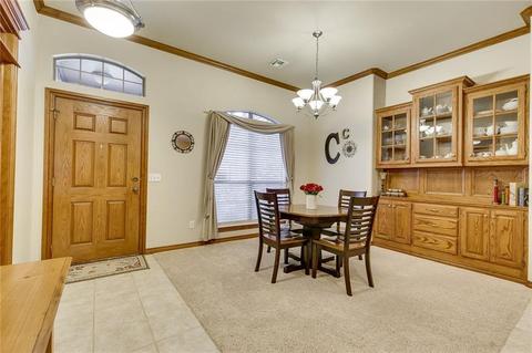 1909 Oak Dr, Moore, OK 73170 photo 9