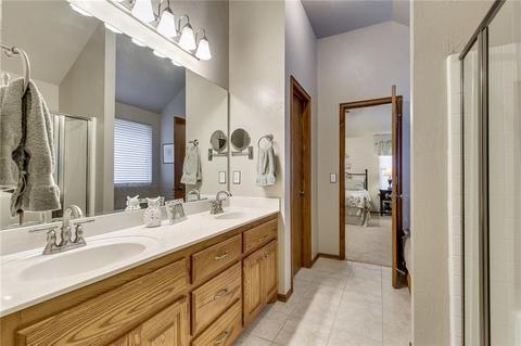 1909 Oak Dr, Moore, OK 73170 photo 23