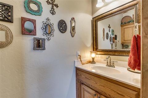 1909 Oak Dr, Moore, OK 73170 photo 21