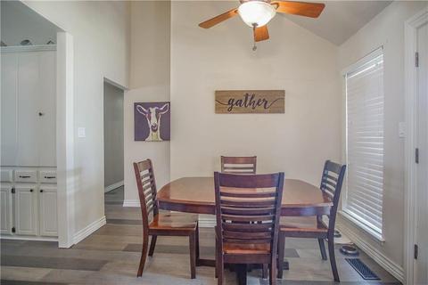 4704 Stonegate Dr, Norman, OK 73072 photo 17