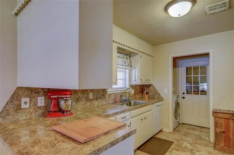202 Stanton Dr, Norman, OK 73071 photo 11