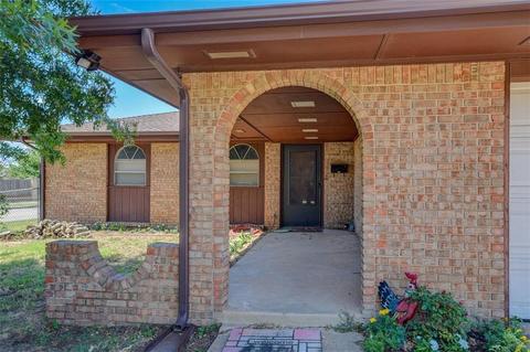 202 Stanton Dr, Norman, OK 73071 photo 4