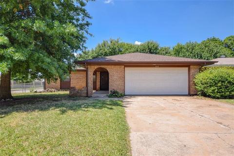 202 Stanton Dr, Norman, OK 73071 photo 1