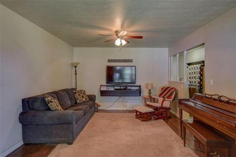 202 Stanton Dr, Norman, OK 73071 photo 9