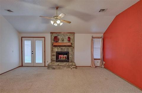 604 Golden Eagle Dr, Norman, OK 73072 photo 11