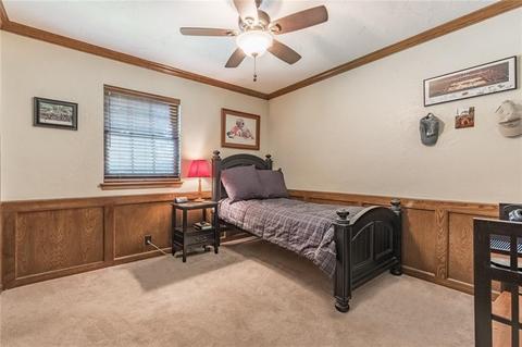 2805 Summit Dr, Edmond, OK 73034 photo 22