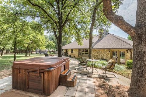 2805 Summit Dr, Edmond, OK 73034 photo 29