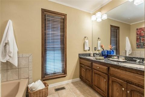 2805 Summit Dr, Edmond, OK 73034 photo 19