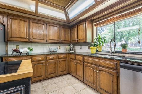 2805 Summit Dr, Edmond, OK 73034 photo 13