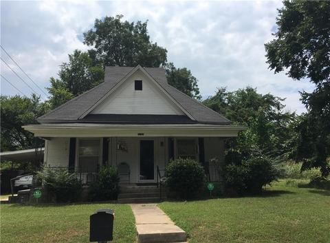 1133 E Walnut, Shawnee, OK 74801 photo 2