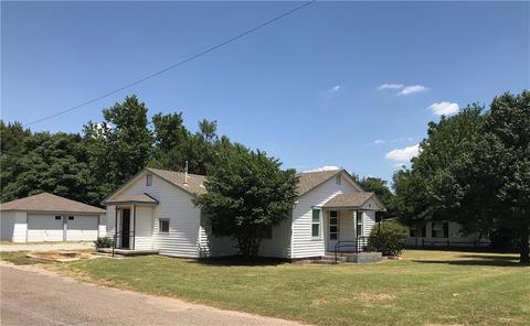 9 W Main St, Tuttle, OK 73089 photo 8