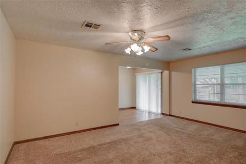 4238 Willowrun Cir, Norman, OK 73072 photo 6