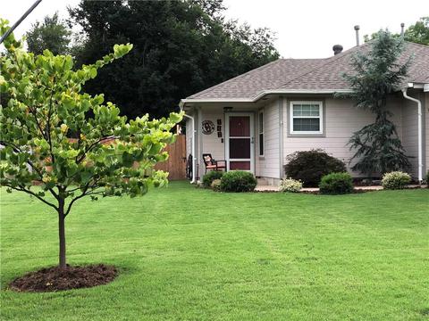 142 E Carson Ln, Mustang, OK 73064 photo 4