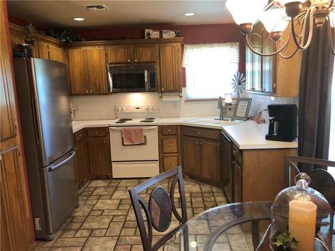 142 E Carson Ln, Mustang, OK 73064 photo 13