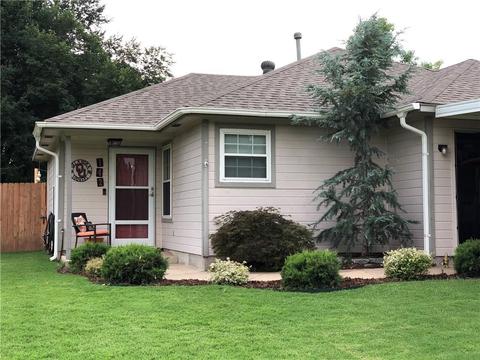 142 E Carson Ln, Mustang, OK 73064 photo 2