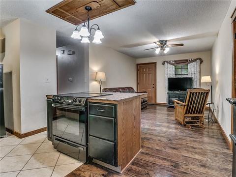 227 Stanton, Norman, OK 73071 photo 13