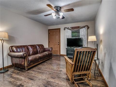 227 Stanton, Norman, OK 73071 photo 8