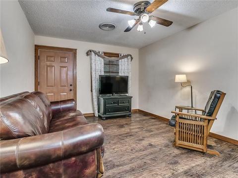 227 Stanton, Norman, OK 73071 photo 7