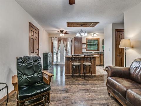 227 Stanton, Norman, OK 73071 photo 10