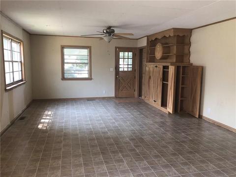 804 E Broadway Ave, Cushing, OK 74023 photo 7