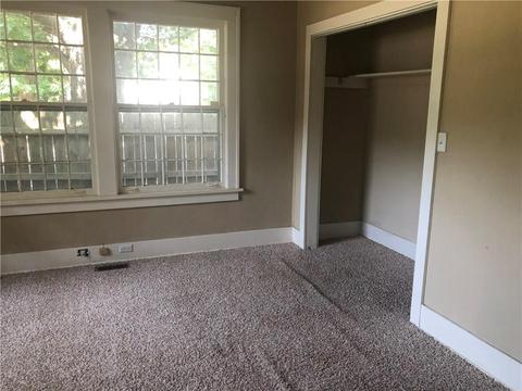 804 E Broadway Ave, Cushing, OK 74023 photo 4