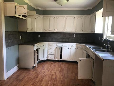 804 E Broadway Ave, Cushing, OK 74023 photo 12