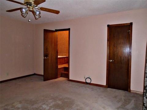 1129 E Sycamore, Altus, OK 73521 photo 17