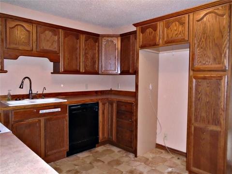 1129 E Sycamore, Altus, OK 73521 photo 7