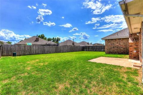 716 E Juniper Ln, Mustang, OK 73064 photo 32