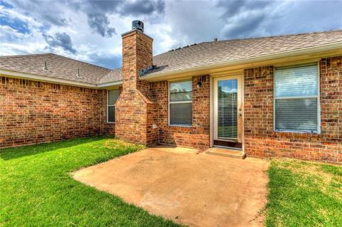 716 E Juniper Ln, Mustang, OK 73064 photo 35