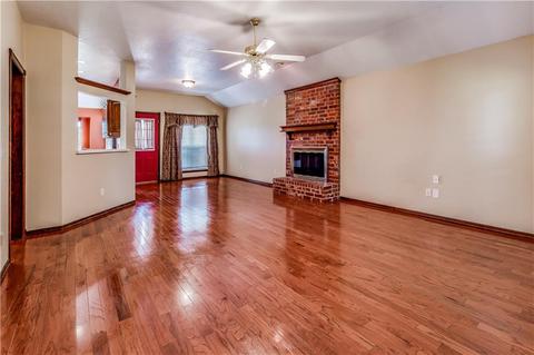 2323 Walnut Dr, Tuttle, OK 73089 photo 5