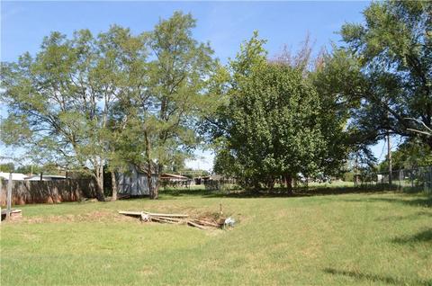 1720 E University Ave, Guthrie, OK 73044 photo 10