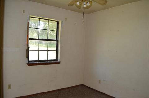 1720 E University Ave, Guthrie, OK 73044 photo 4