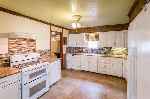 9344 N 1990 Rd, Hammon, OK 73650 photo 9