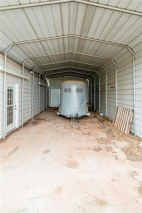 9344 N 1990 Rd, Hammon, OK 73650 photo 4