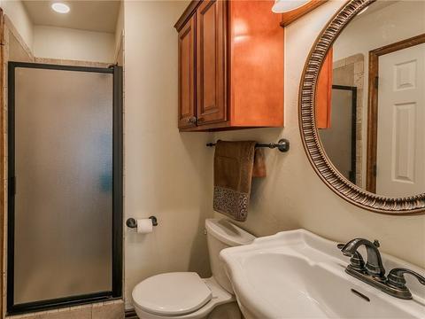 128 E Olympic Dr, Yukon, OK 73099 photo 27